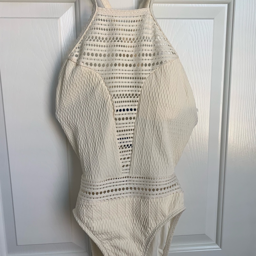 NWOT Robin Piccone one piece
